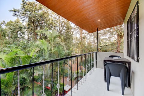 Deluxe Room | Balcony