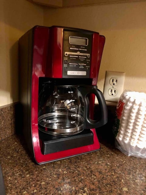 Coffee Maker with FREE COFFEE!!