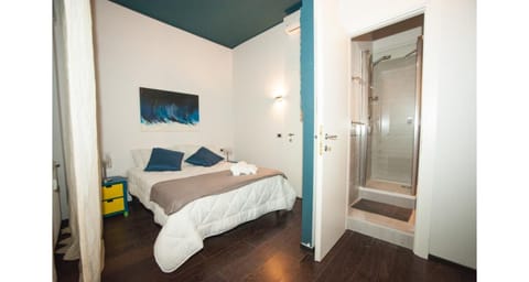 Classic Double Room, Ensuite (Camera Blu) | View from property
