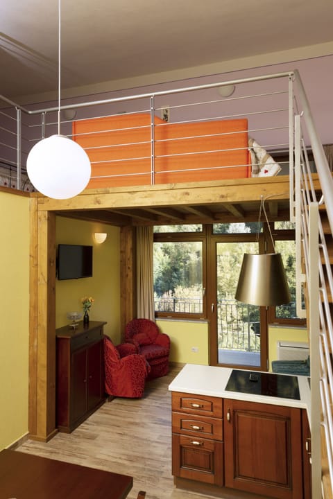 Deluxe Apartment, 2 Bedrooms (up to 6 people) | Private kitchen | Full-size fridge, microwave, oven, stovetop