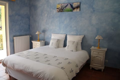 Double Room | In-room safe, individually decorated, individually furnished