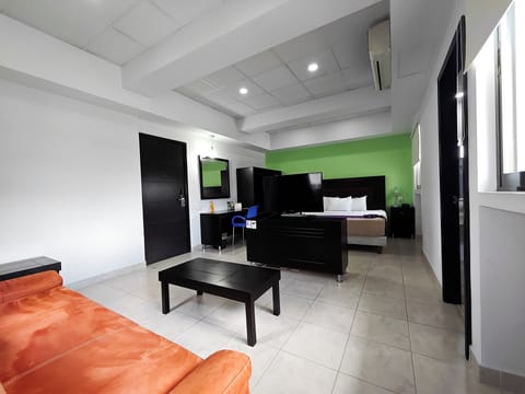 Deluxe Suite, 1 King Bed with Sofa bed | 1 bedroom, Egyptian cotton sheets, premium bedding, down comforters