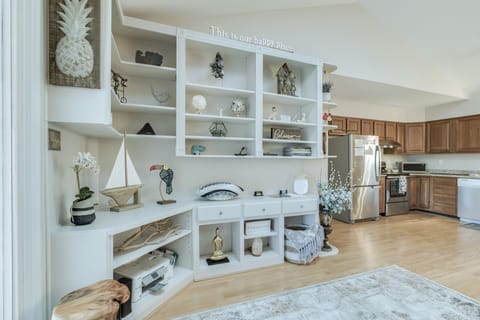 hand crafted built ins