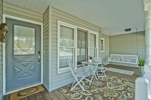 Charming home in the heart of Tellico Village
Relax on the swing with coffee
