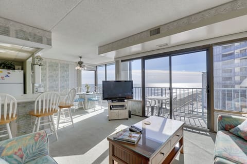 Floor Plan,Living Area,