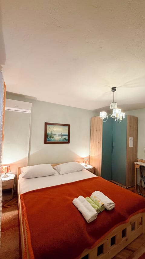 Standard Double Room, Multiple Beds, City View | Desk, free WiFi, bed sheets