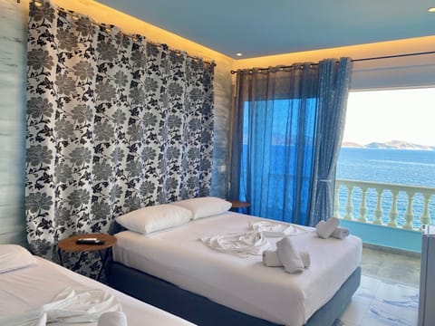 Triple Room, Sea View | Premium bedding, desk, soundproofing, free WiFi