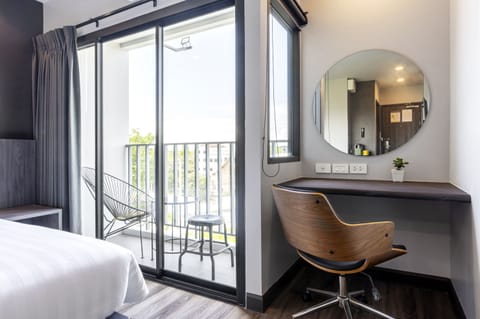 In-room safe, desk, laptop workspace, blackout drapes