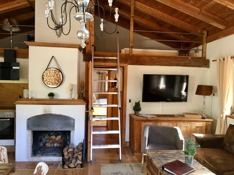 Apartment, 3 Bedrooms (1. OG) | Living area | Flat-screen TV, fireplace