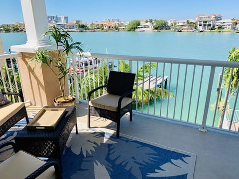 Balcony with breath taking water views!
