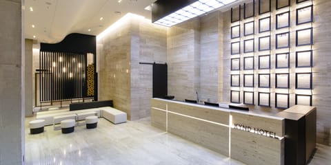Check-in/check-out kiosk