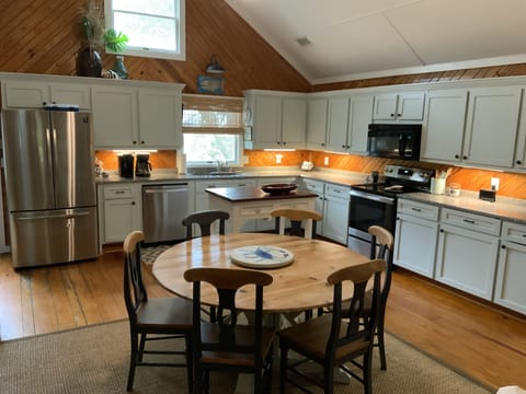 All new appliances and new grill on the back deck. Keurig & drip coffee makers.