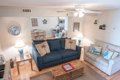 Oceanfront Penthouse in Paradise