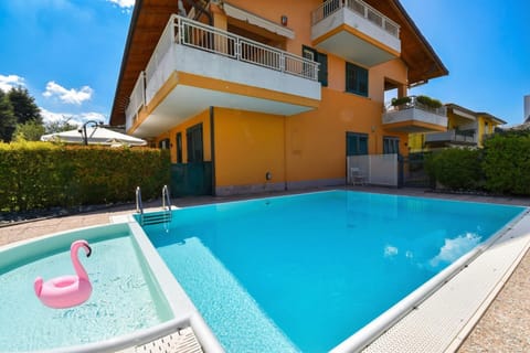Shared pool