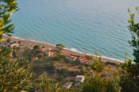 Yannis beach houses, beach house Eftichia, beach houses Athina and Olga