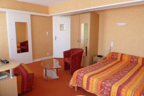 Superior Double Room | Desk, free WiFi, bed sheets