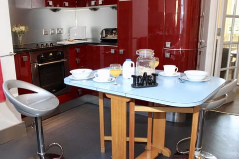 Flexible Breakfast area.