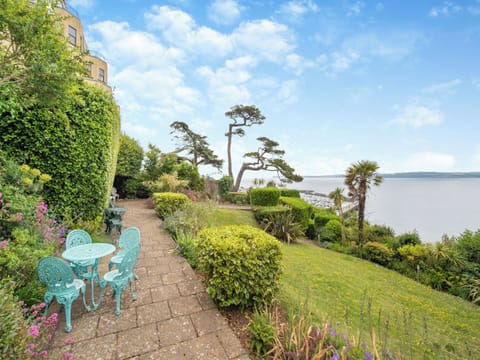 Outdoor area | Boohay - Bay Fort Mansions, Torquay