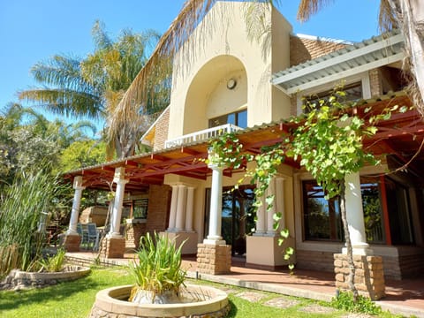 Deluxe Cottage | Terrace/patio