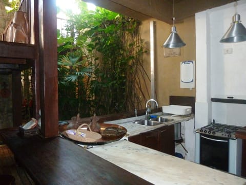 Oven, coffee/tea maker, electric kettle, highchair