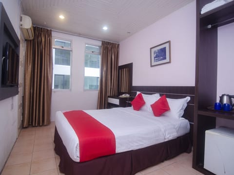 Deluxe Double Room | Free WiFi, bed sheets