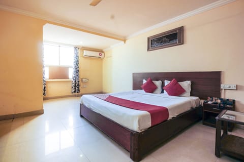 Double or Twin Room | Free WiFi, bed sheets