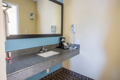 Room, 2 Queen Beds | Bathroom | Free toiletries, hair dryer, towels