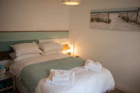 The Beach House Apartments Seashells