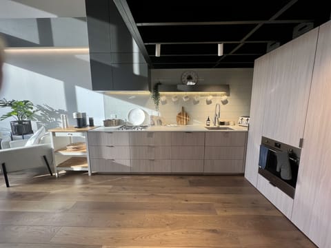 L - Shape kitchen with high quality appliances