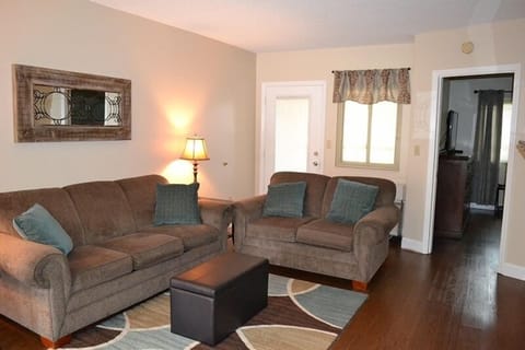 Living Room, Room, Indoors, Couch, Furniture