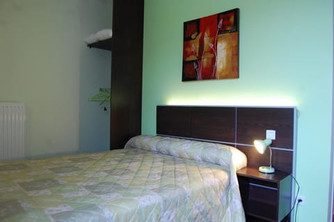 Single Room | Free WiFi