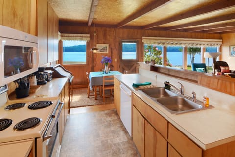 Kitchen with plenty of counter space
