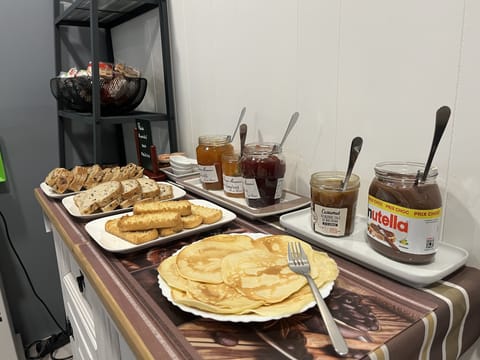 Daily buffet breakfast (EUR 11.00 per person)