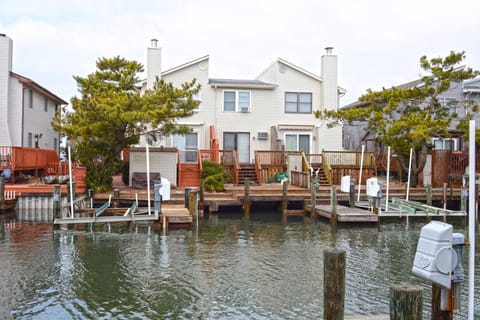 View-Point-Canal-View-Unit 2802-B