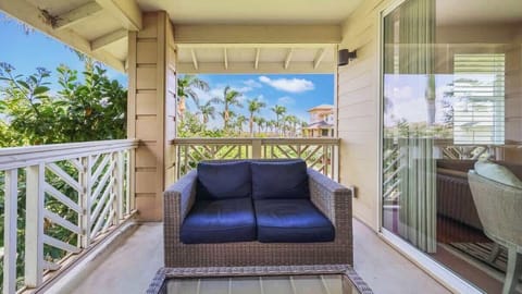 Wonderful pool for families with shaded and unshaded areas