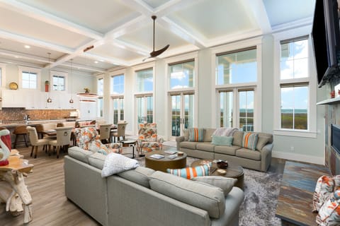 3rd Floor Living Incredible View of Lake, Golf Course & Ocean Inside or Outside.