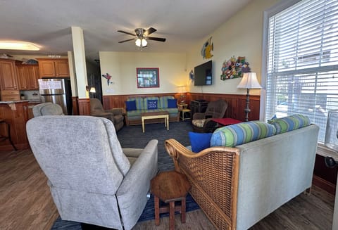 Lots of Comfy Seating