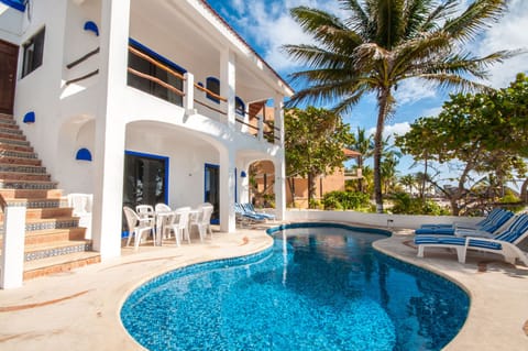 Ocean side pool area - Casa Salvaje Aventuras Akumal beach Mexico vacation rental
