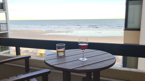 Relax on the balcony 