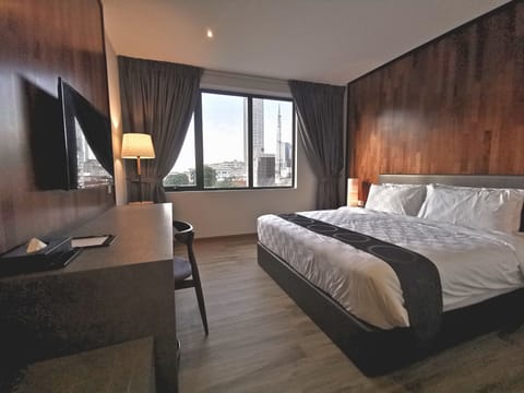In-room safe, desk, laptop workspace, iron/ironing board