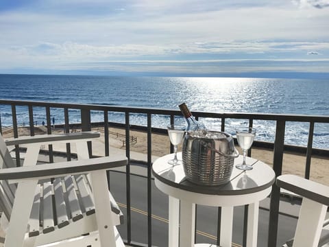 Life is better on the beach!
This is your own balcony view