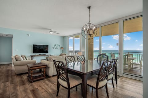 Gulf Front Dining