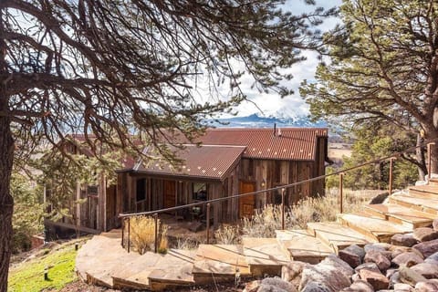 The Sopris Sundeck: unbelievable views and luxury finishes. The perfect place to explore the Roaring Fork Valley!