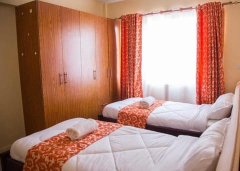 Twin Room, Shared Bathroom (2) | Free WiFi, bed sheets