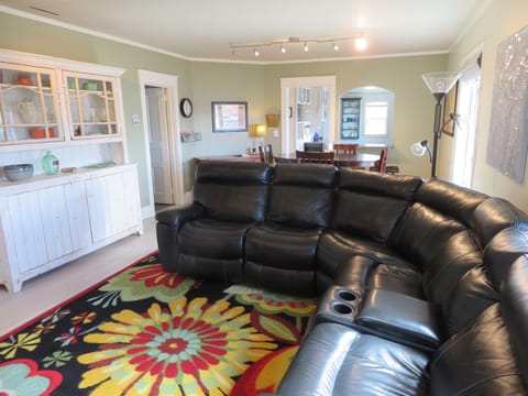 The Homestead living room