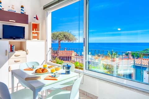 Dining Room, Kitchen, Living Room, Scenic View