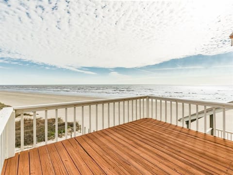 Gorgeous beach view from the top-level deck