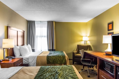Egyptian cotton sheets, premium bedding, down comforters, desk