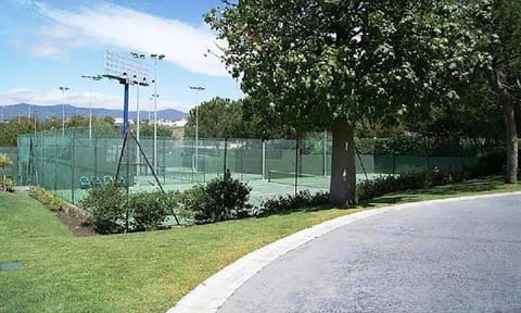 Sport court