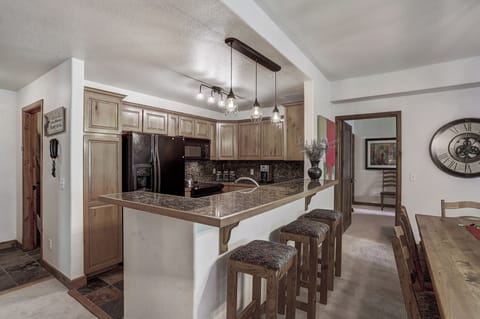 Kitchen, Tyra Riverbend 213, Breckenridge Vacation Rental